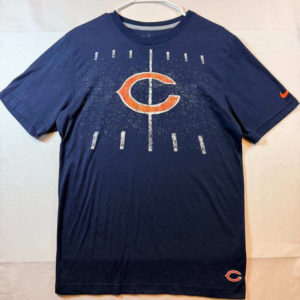 Nike NFL Chicago Bears 50 Yard Line Graphic Navy Blue T Shirt Mens Size Medium